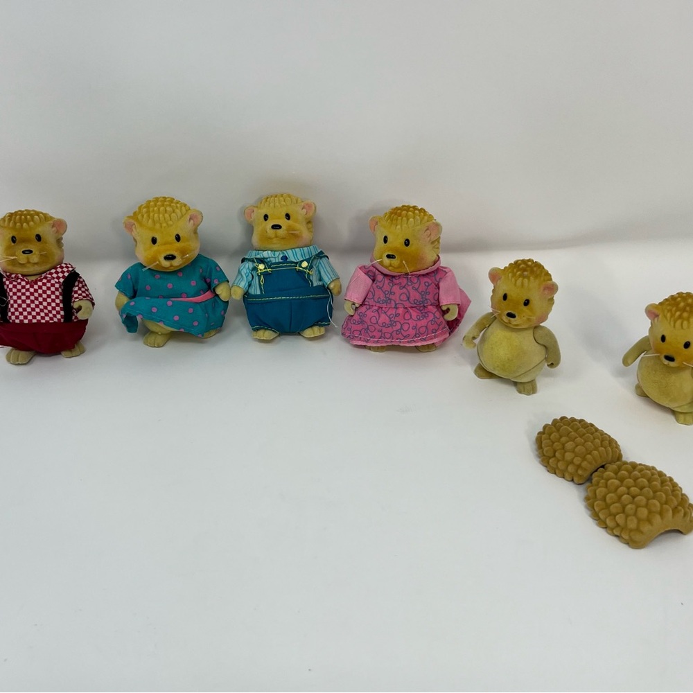 Woodzeez Hedgehog Family Lot Of 6 Figurines  Please Read Detail